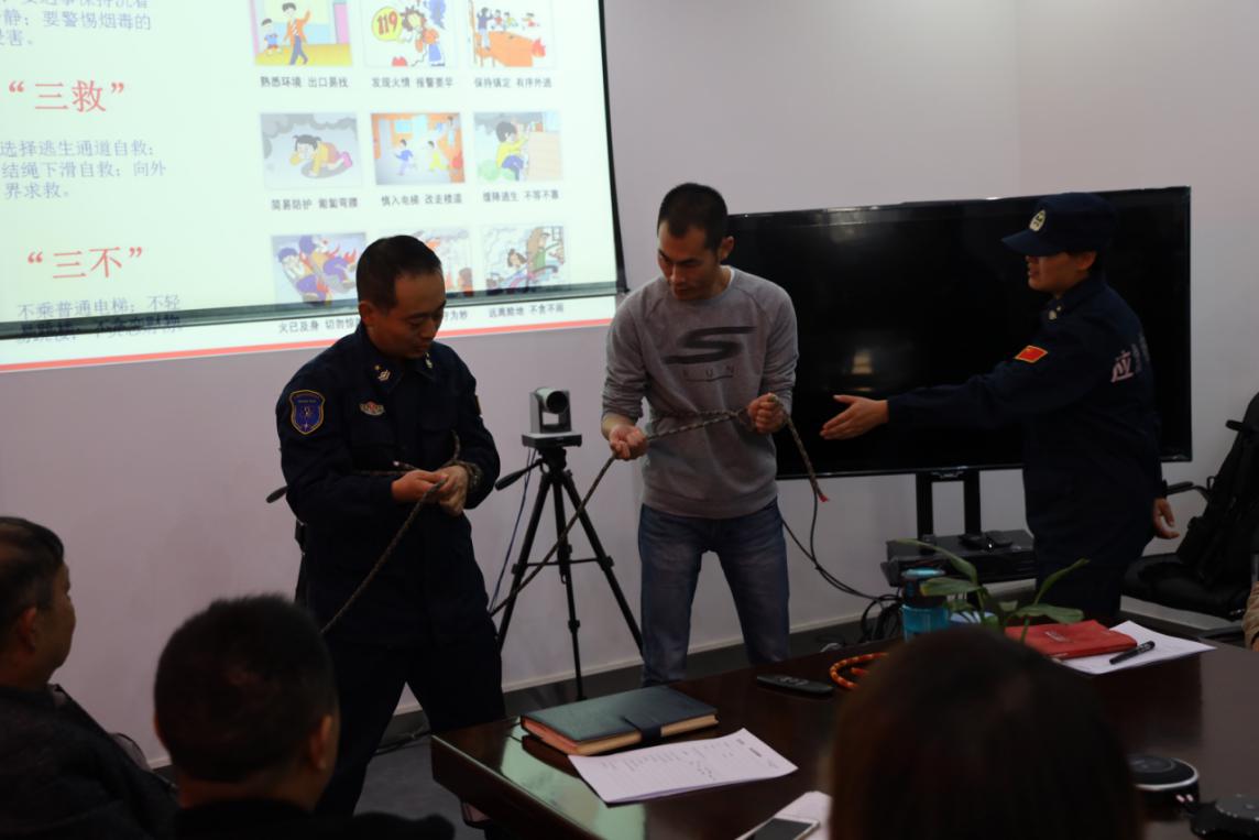 PG电子·仿照器(试玩游戏)官方网站