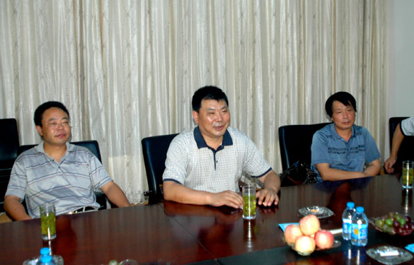 江苏省质监局质量处副处长祁宁清一行来金年会集团考察