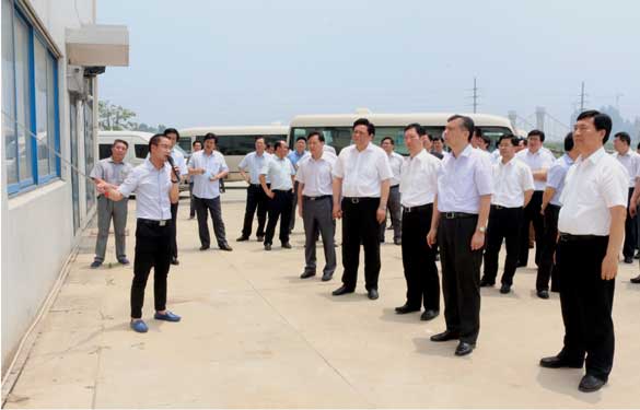 常州市委书记阎立一行来金年会集团督查西厂区三期项目建设