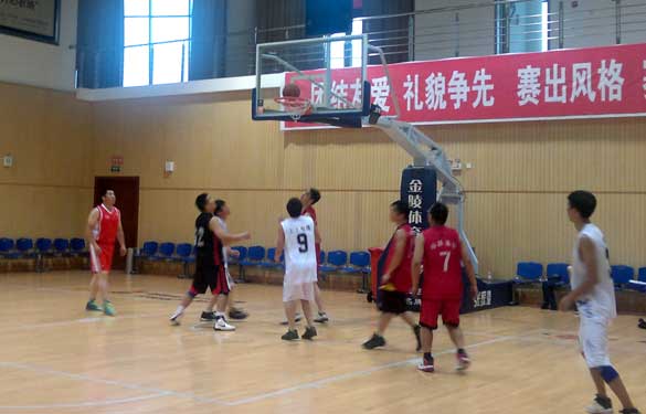 金年会与溧阳市经信局举行篮球友谊赛