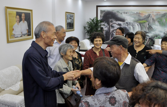 金年会电缆召开50周年迈职工座谈会